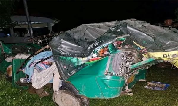 শ্রীমঙ্গলে বাসের ধাক্কায় অটোরিকশার তিন যাত্রী নিহত