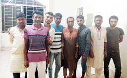 হাকিমপুরে চিকিৎসককে মারধরের ঘটনায় স্বেচ্ছাসেবকদল নেতাসহ গ্রেফতার ১০ 