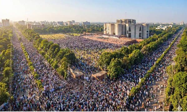 ইতিহাসের বৃহত্তম জানাজায় বিদায় খালেদা জিয়া