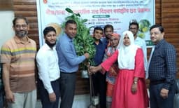 হিজলায় ফল উৎসবে পরিবেশ রক্ষার অঙ্গীকার