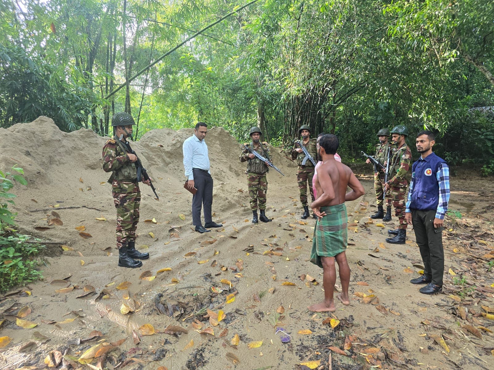শ্রীমঙ্গলে মোবাইল কোর্টে ৫শ ঘনফুট বালু জব্দ