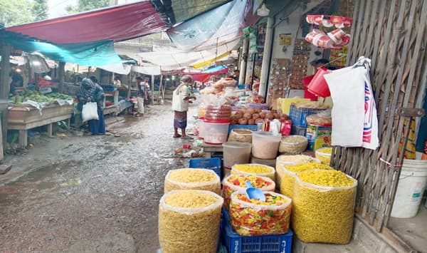 সরাইলে হাট-বাজারে ভেজাল পণ্যের দৌরাত্ম্য, উদ্বিগ্ন ভোক্তারা