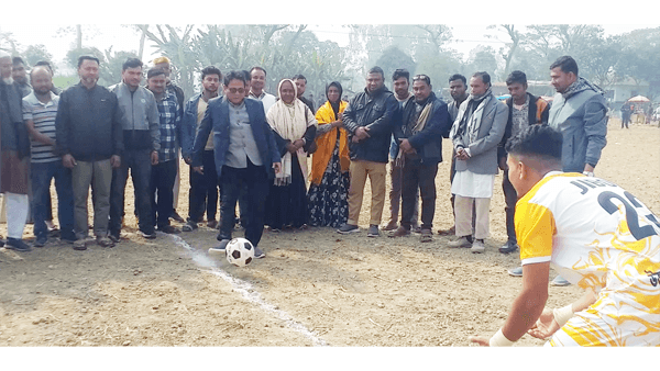 পাঁচবিবিতে আরাফাত রহমান কোকো স্মৃতি ফুটবল টুর্ণামেন্টের উদ্বোধন 