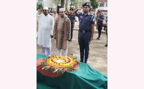রাষ্ট্রীয় মর্যাদায় বীর মুক্তিযোদ্ধা মো. ইদ্রিস আলীর দাফন সম্পন্ন