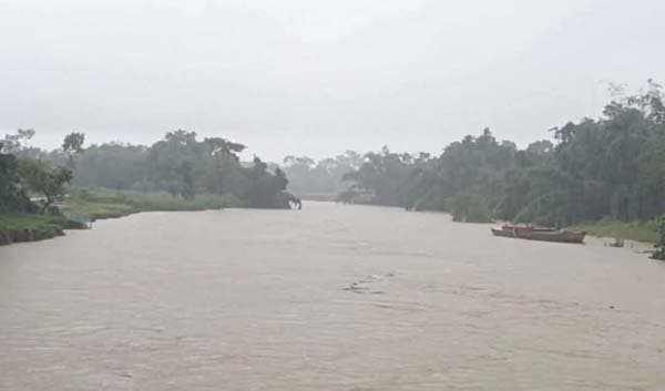 মনু-ধলাই বিপৎসীমার ওপরে, নতুন বন্যা শঙ্কায় মৌলভীবাজারবাসী