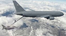 ইরাকের আকাশে মার্কিন জ্বালানি বিমান বিধ্বস্ত, চার নিহত