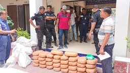 কালিয়াকৈরে ২১ লাখ টাকার  গাঁজা উদ্ধার, গ্রেপ্তার ২