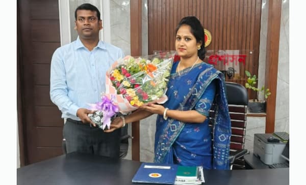 গোয়ালন্দে নবাগত ইউএনও সাথী দাসের যোগদান