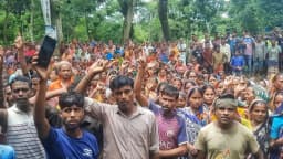 ফুলতলা চা বাগান বন্ধে শ্রমিকদের মানবেতর জীবন