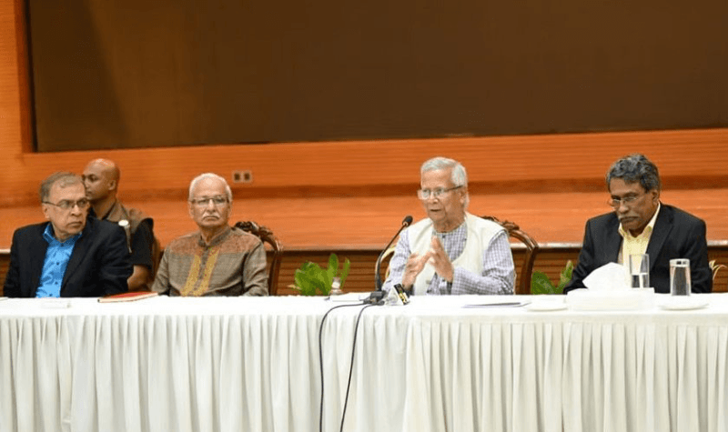 জাতীয় ঐকমত্য কমিশনের বৈঠকে রাজনীতিকদের সঙ্গে গভীর আলোচনা 