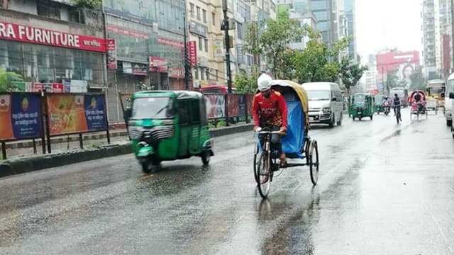 ঢাকাসহ দেশের কিছু অঞ্চলে বজ্রসহ বৃষ্টি হচ্ছে 