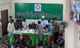 জাকসু নির্বাচনে অনিয়মের অভিযোগ তীব্রতর, গণনায় ধীরগতি!