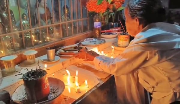 কুয়াকাটাসহ পটুয়াখালীতে বৌদ্ধধর্মাবলম্বীদের প্রবারণা পূর্ণিমা উদযাপন