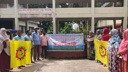 ৬ দফা বাস্তবায়নে মাঠে হাকিমপুরের স্বাস্থ্য সহকারীরা