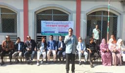 ভূরুঙ্গামারী পাঁচ দফা দাবিতে সরকারি কলেজ শিক্ষক-কর্মচারীদের অবস্থান কর্মসূচী