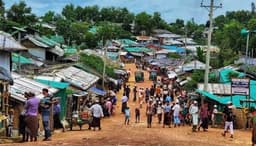 টেকনাফে নির্বাচনী প্রচারণাকালে শিশুসহ পাঁচজন গুলিবিদ্ধ