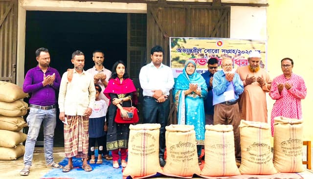 হাকিমপুর হিলিতে বোরো ধান সংগ্রহ শুরু