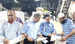 নতুন বই ছাপার অগ্রগতি দেখতে ছাপাখানায় প্রধানমন্ত্রীর বিশেষ সহকারী