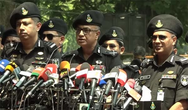 নববর্ষ উৎসব ঘিরে নিরাপত্তা জোরদার, নাশকতার শঙ্কা নেই — র‍্যাব ডিজি