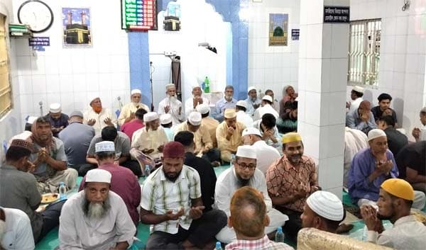 বরিশালে মাওলানা মজিদ খান স্মরণে ইফতার দোয়া