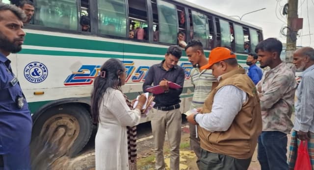 মৌলভীবাজারে দূরপাল্লার যাত্রীবাহী বাসে জরিমানা, সতর্কতা অভিযান জোরদার