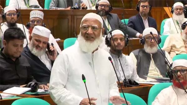 জামায়াতকে পাকিস্তানি বাহিনীর দেশীয় সহযোগী নাম রেখে সংসদে জামুকা আইন পাস