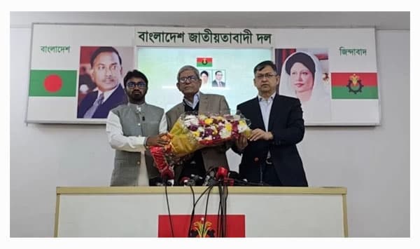 গণঅধিকার ছাড়লেন রাশেদ, লড়বেন ধানের শীষ নিয়ে