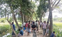 রাজাপুরে জমি দখল ঘিরে আতঙ্কে গ্রামবাসী