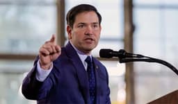 ইরানের নৌবাহিনী ধ্বংসের দাবি যুক্তরাষ্ট্রের, হরমুজ প্রণালী নিয়ে নতুন হুঁশিয়ারি