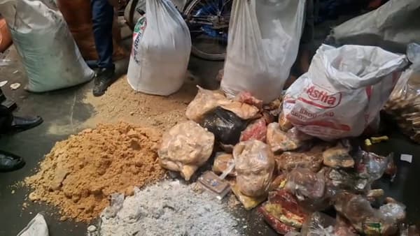 জয়পুরহাটে ভোক্তা অধিকারের অভিযান, ৩ কারখানায় জরিমানা