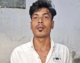 পিরোজপুরে সাংবাদিকের পুত্র অপহরণ: প্রধান আসামী গ্রেফতার