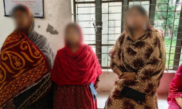 উজিরপুর স্বাস্থ্য কমপ্লেক্সে দালালবিরোধী অভিযান, তিন নারীর কারাদণ্ড