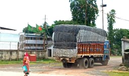 দুর্গাপূজা শেষে পুনরায় শুরু আমদানি-রপ্তানি কার্যক্রম