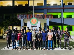 টেকনাফে পাচার চক্রের আস্তানা থেকে ১৪ জন উদ্ধার