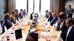 ঢাকা সফরে পাকিস্তানি পররাষ্ট্রমন্ত্রীর সঙ্গে বাণিজ্য আলোচনার বৈঠক