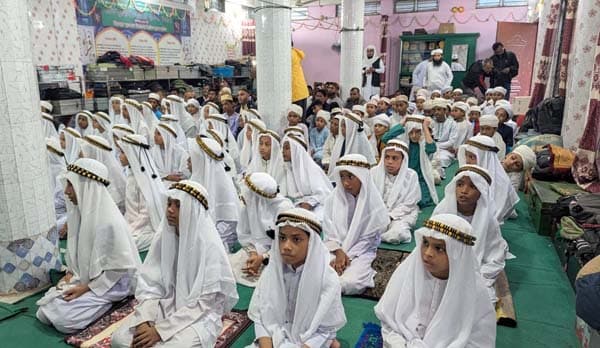 ঝালকাঠিতে বেগম খালেদা জিয়ার সুস্থতা কামনায় দোয়া মাহফিল