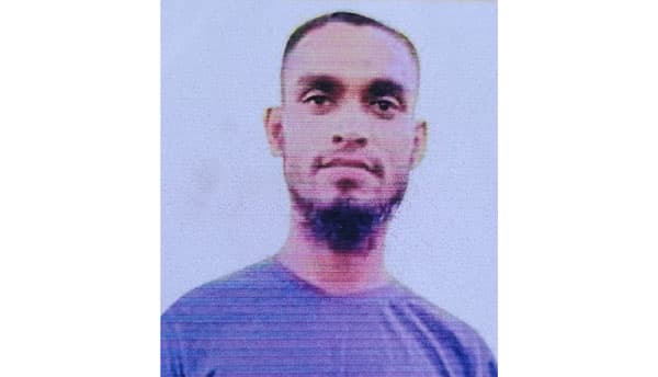 মৌলভীবাজারে গণঅভ্যুত্থানে শহীদ বাবার মুখ দেখেনি সদ্যজাত কন্যা  