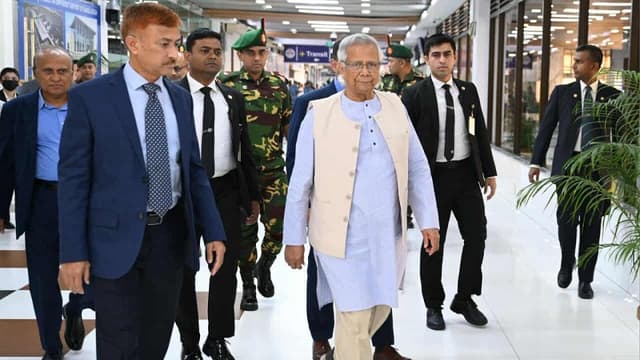 ওয়ার্ল্ড ফুড ফোরামে যোগ দিতে রোমের পথে প্রধান উপদেষ্টা ড. ইউনূস