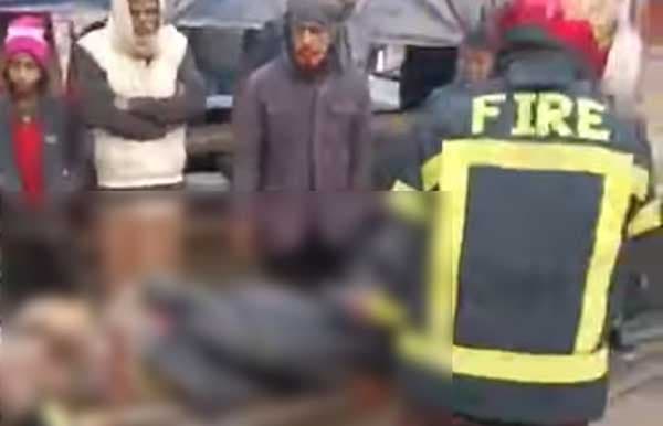 চলন্ত ট্রেনের নিচে আত্নহত্যার চেষ্টা, দুই পা বিচ্ছিন্ন যুবকের