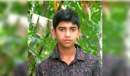 রাজাপুরে নিখোঁজের একদিন পর বাড়ির সামনের খালেই মরদেহ উদ্ধার