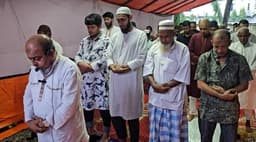 মৌলভীবাজারে সৌদি আরবের সঙ্গে মিল রেখে ঈদ উদযাপন