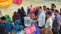 গোয়ালন্দে অভিভাবক বিশ্রামাগার ও হেল্প ডেস্ক পরিদর্শনে জেলা পরিষদ প্রশাসক