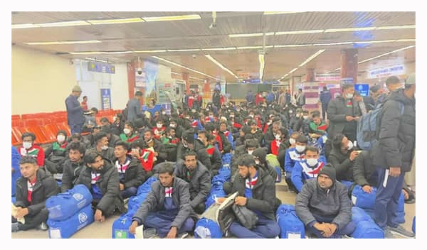 দেশে ফিরল লিবিয়ায় আটকে থাকা ১৭০ বাংলাদেশি