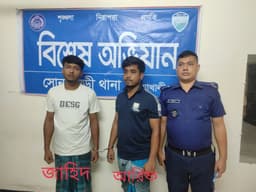 নোয়াখালীতে বাসে যাত্রীকে মারধর, ভিডিও ভাইরাল: গ্রেপ্তার ২