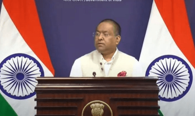 আওয়ামী লীগের নিষেধাজ্ঞায় ভারতের উদ্বেগ, দ্রুত নির্বাচনের দাবি