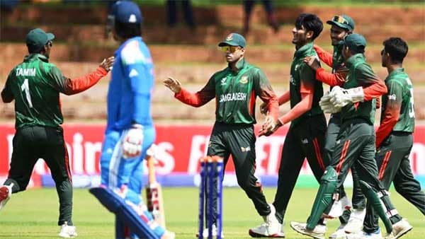 যুব বিশ্বকাপে আল ফাহাদের চমকপ্রদ বোলিং, কুপোকাত ভারত