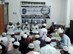 হিজলায় সাংবাদিক আরিফিন তুষারের রুহের মাগফিরাত কামনায় দোয়া