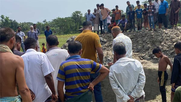 মঠবাড়িয়ায় ভিন্ন স্থানে দুই মরদেহ উদ্ধার, এলাকায় চাঞ্চল্য