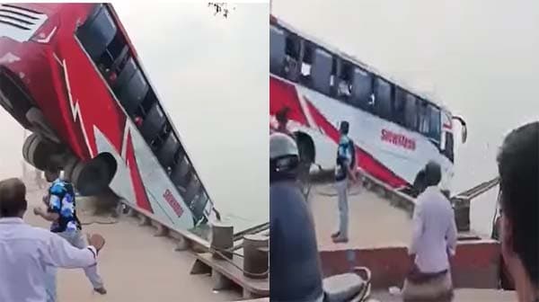 দৌলতদিয়ায় ফেরিতে ওঠার সময় নদীতে পড়ল যাত্রীবাহী বাস