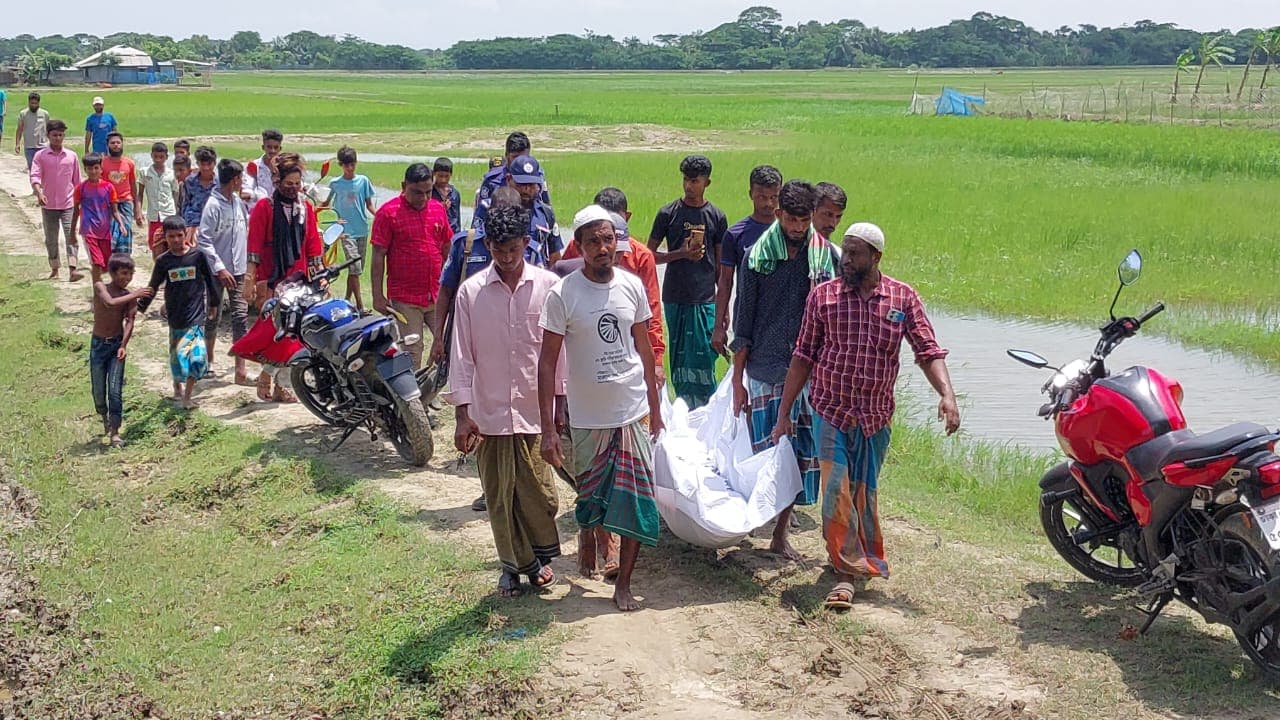 মহিপুরে মোবাইল নিষেধাজ্ঞায় গৃহবধূর আত্মহত্যা